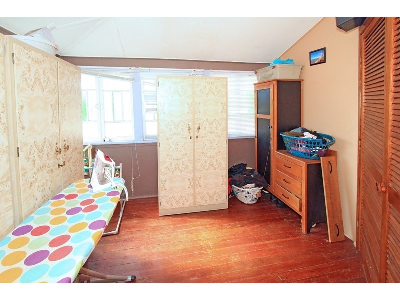 56 Deacon Street, Berserker QLD 4701