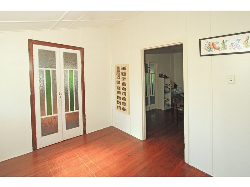 56 Deacon Street, Berserker QLD 4701