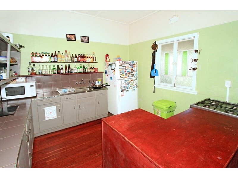 56 Deacon Street, Berserker QLD 4701