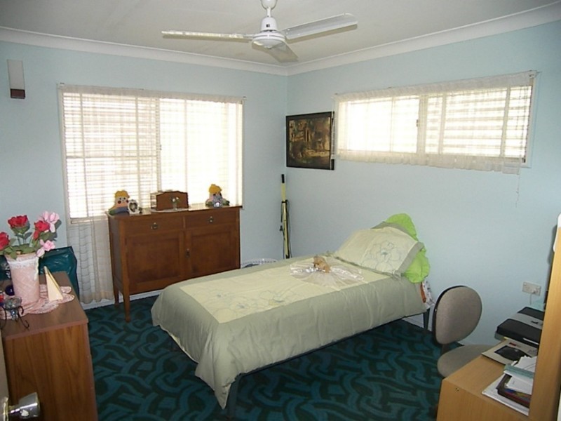 19 Underwood Street, Park Avenue QLD 4701