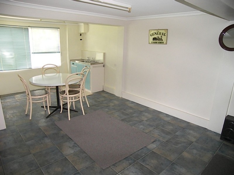 19 Underwood Street, Park Avenue QLD 4701