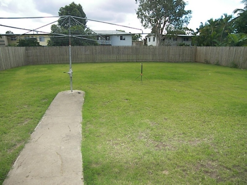 65 Gray Street, Park Avenue QLD 4701