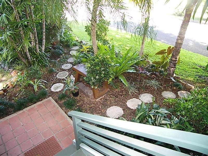 2 Bencke Street, West Rockhampton QLD 4700