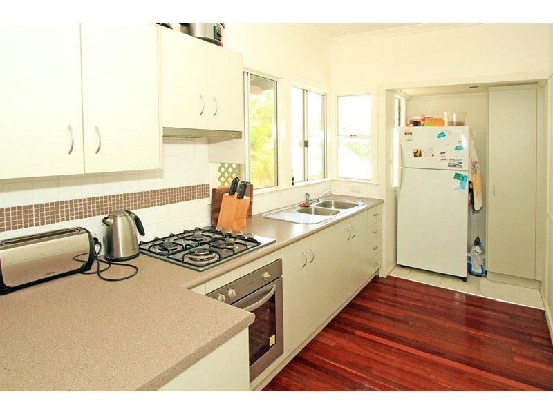 43 Meade Street, Wandal QLD 4700