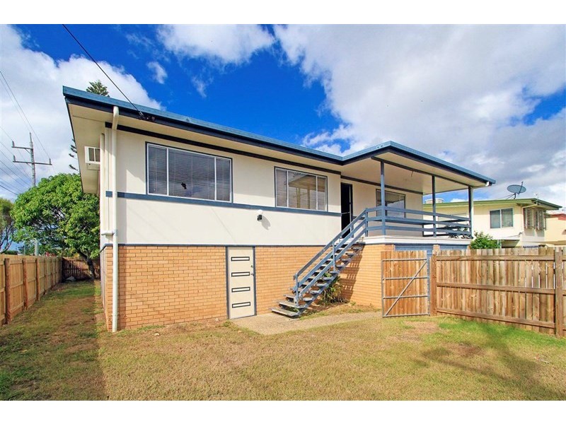 27a Main Street, Park Avenue QLD 4701