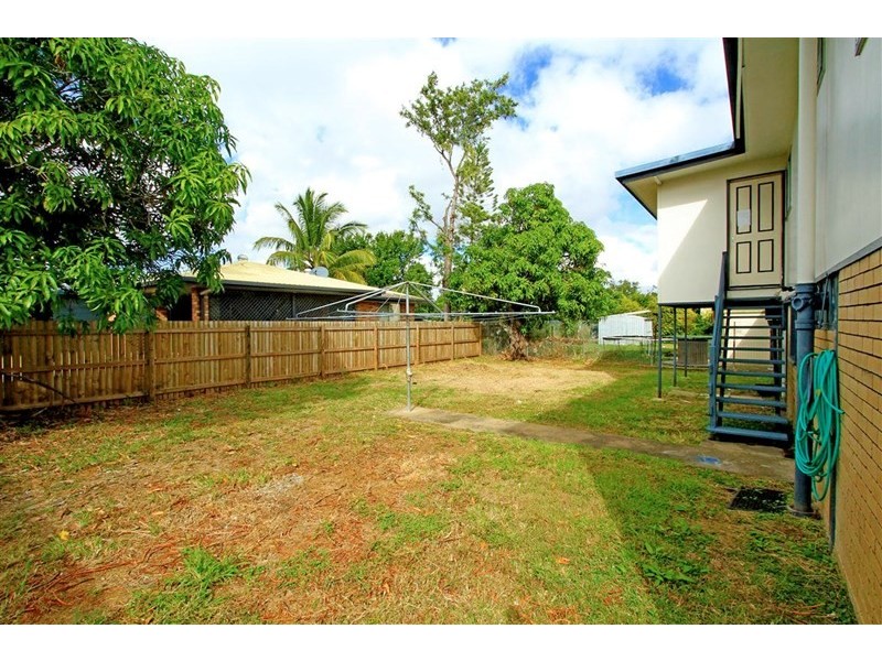 27a Main Street, Park Avenue QLD 4701