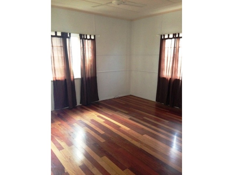 214 Victoria Place, Berserker QLD 4701