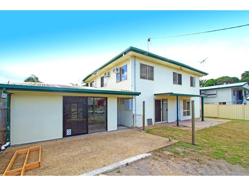 144 Park Street, Park Avenue QLD 4701