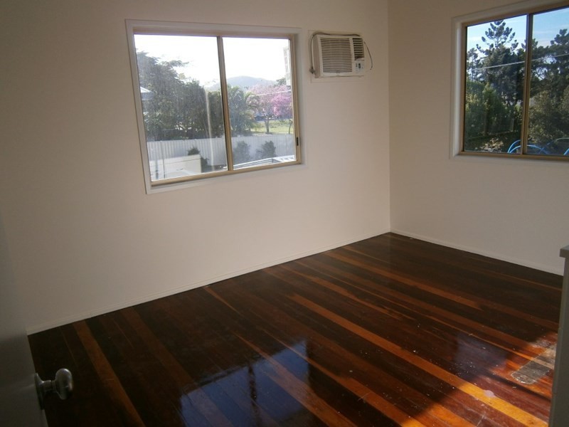 144 Park Street, Park Avenue QLD 4701