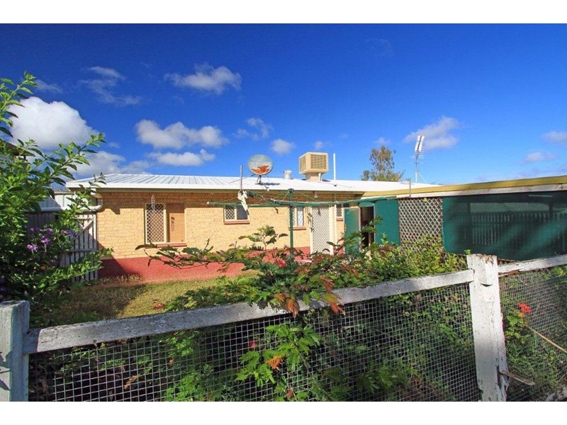57 Hall Street, Mount Morgan QLD 4714
