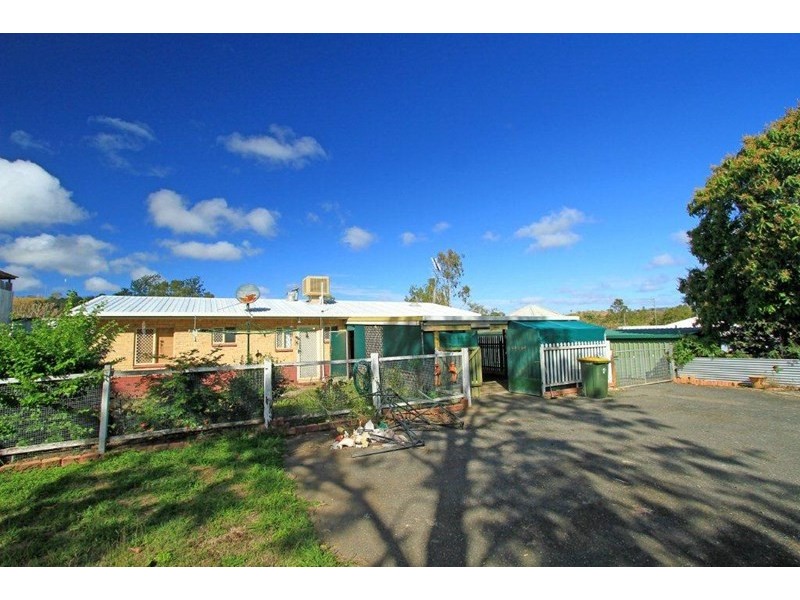 57 Hall Street, Mount Morgan QLD 4714