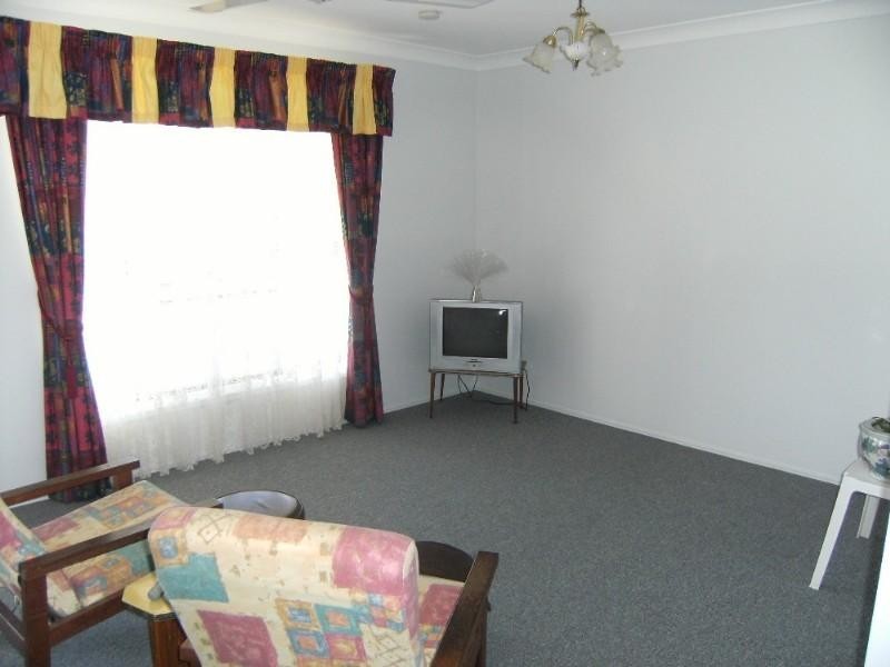 6 Gleeson Close, Gracemere QLD 4702