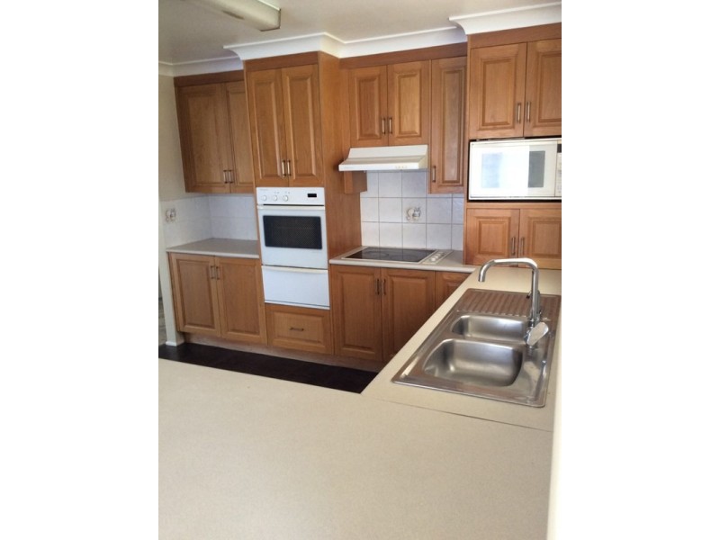 359 Lawrence Avenue, Frenchville QLD 4701