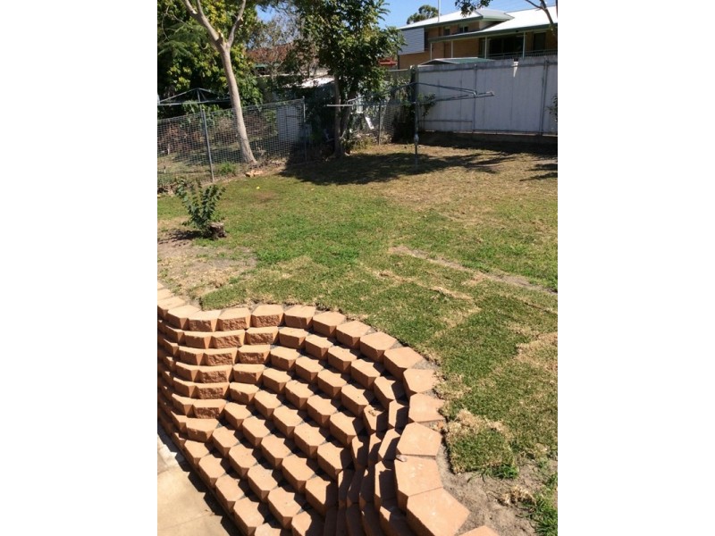 359 Lawrence Avenue, Frenchville QLD 4701