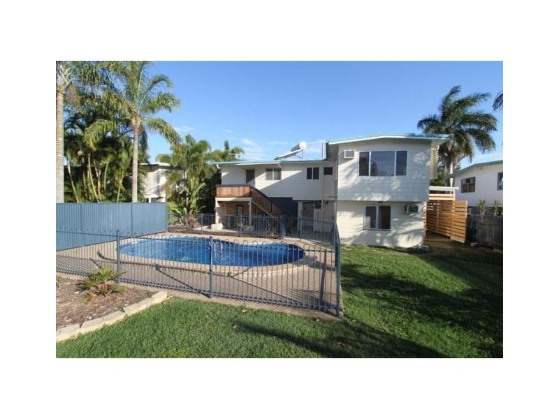 27 Harriette Street, Park Avenue QLD 4701