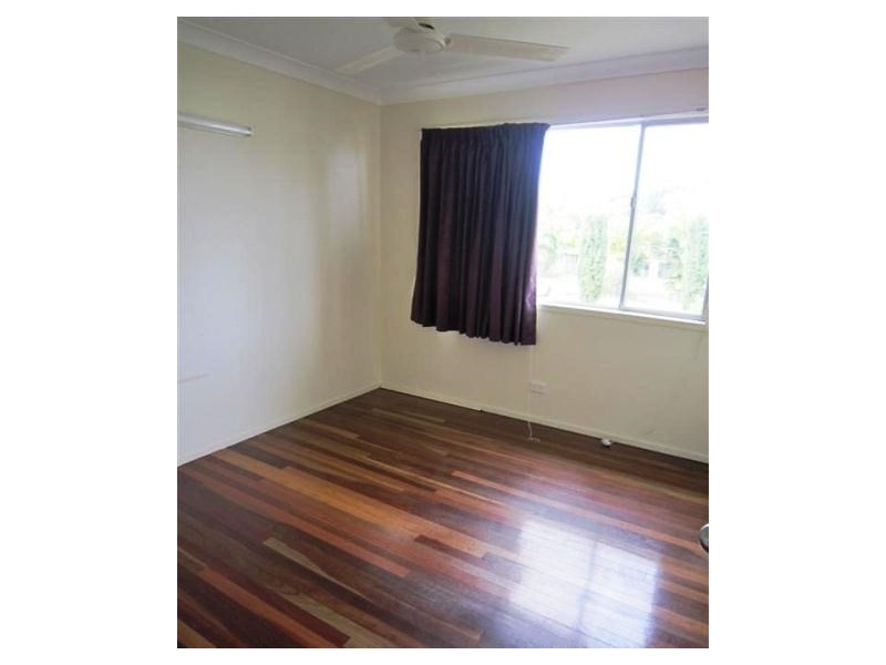 27 Harriette Street, Park Avenue QLD 4701
