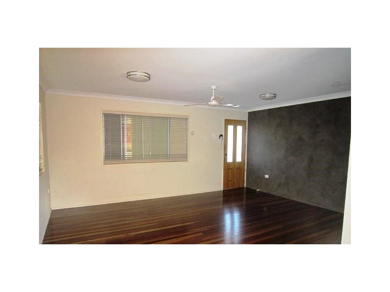 27 Harriette Street, Park Avenue QLD 4701