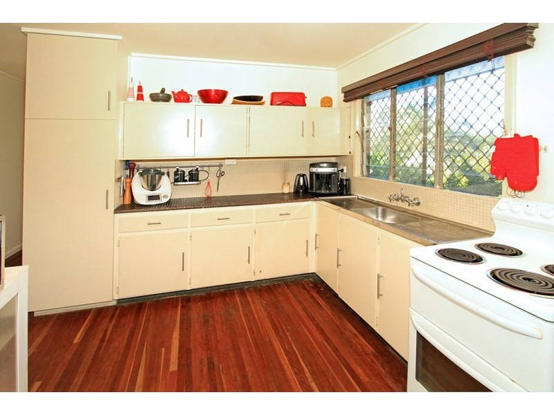 190 Mostyn Street, Berserker QLD 4701