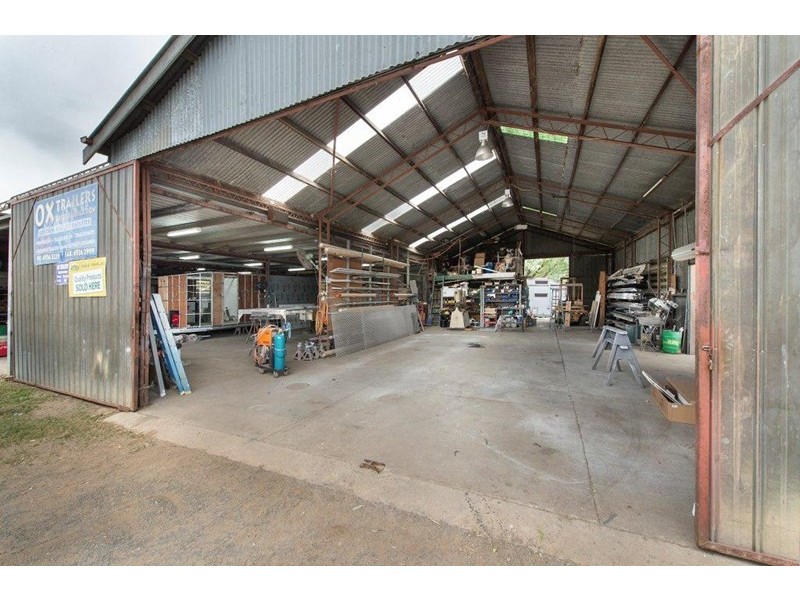 340 Leichhardt Street, Parkhurst QLD 4702