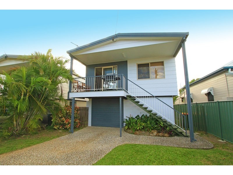 22b Gough Street, Park Avenue QLD 4701