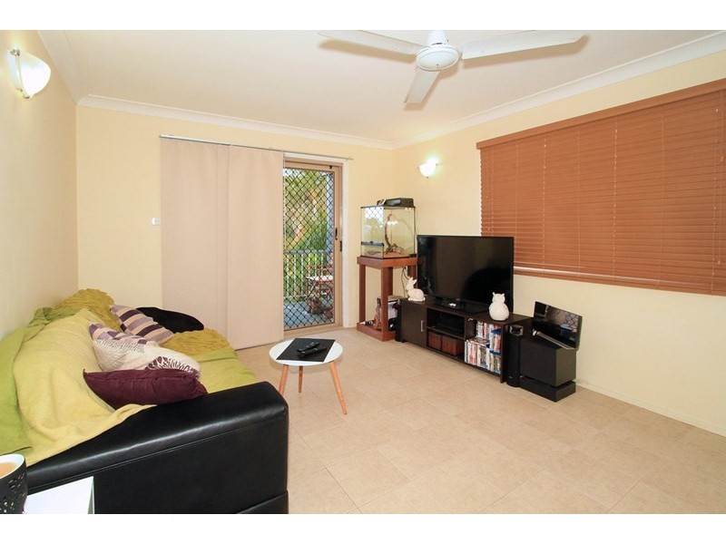 22b Gough Street, Park Avenue QLD 4701