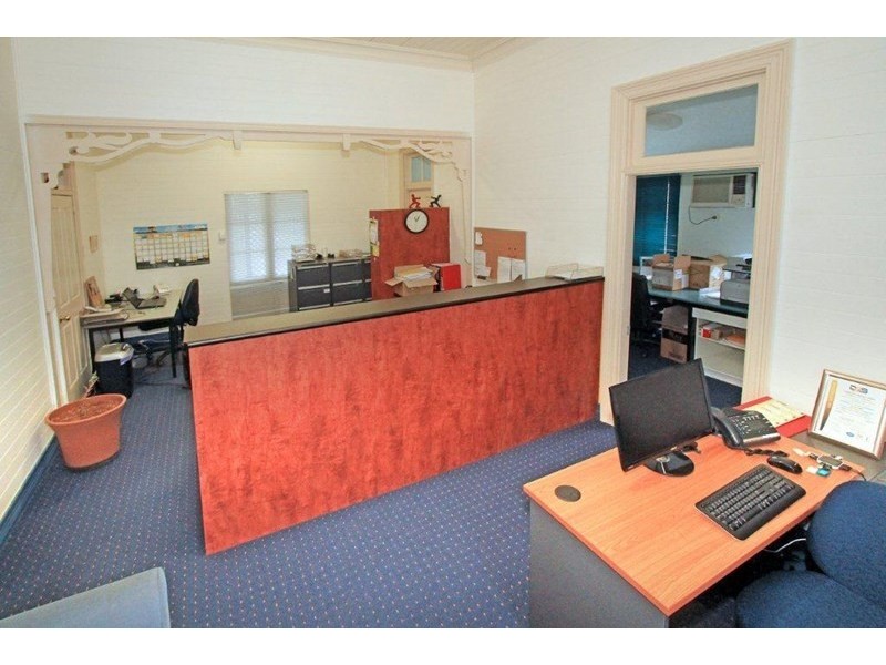 18 Albert Street, Rockhampton City QLD 4700