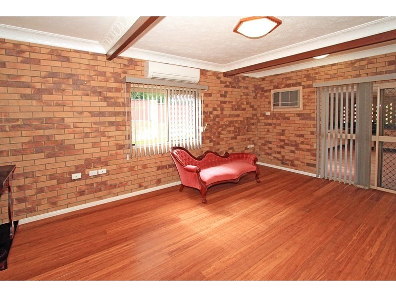 10 Davey Avenue, Frenchville QLD 4701