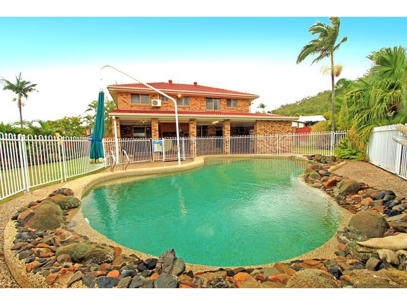 10 Davey Avenue, Frenchville QLD 4701