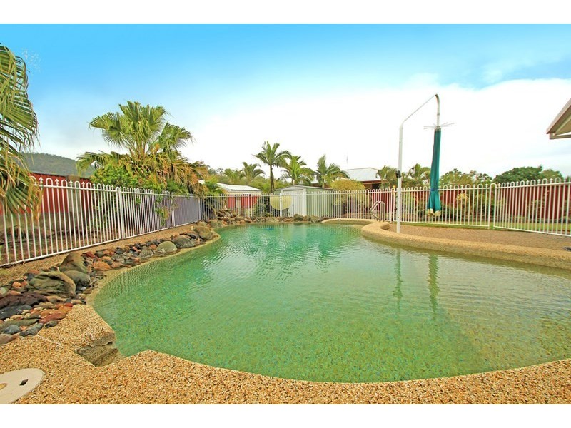 10 Davey Avenue, Frenchville QLD 4701