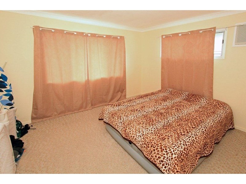 242 Richardson Road, Park Avenue QLD 4701