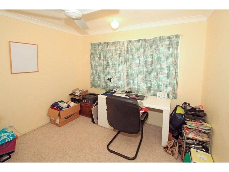 242 Richardson Road, Park Avenue QLD 4701