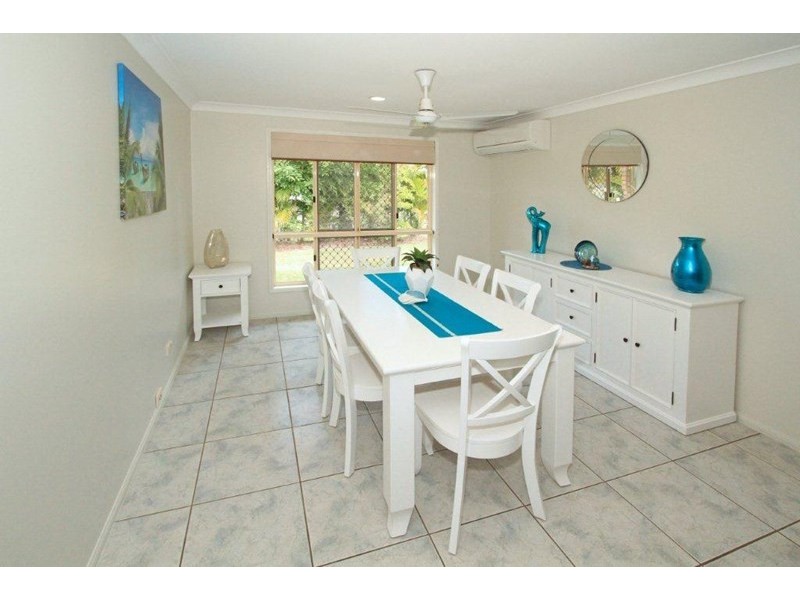 15 Samuel Crescent, Parkhurst QLD 4702