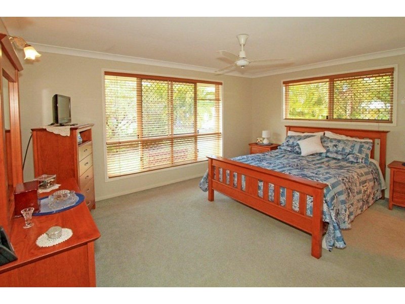 15 Samuel Crescent, Parkhurst QLD 4702