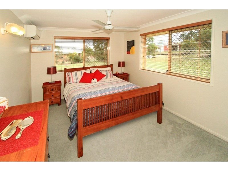 15 Samuel Crescent, Parkhurst QLD 4702