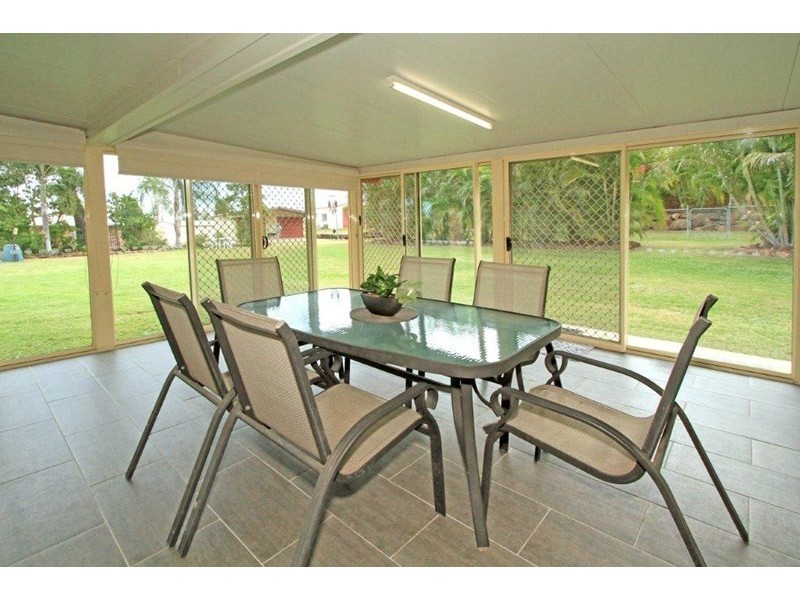 15 Samuel Crescent, Parkhurst QLD 4702