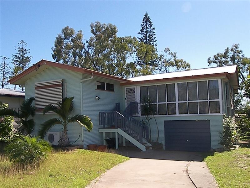 45 Beaney Street, Kawana QLD 4701