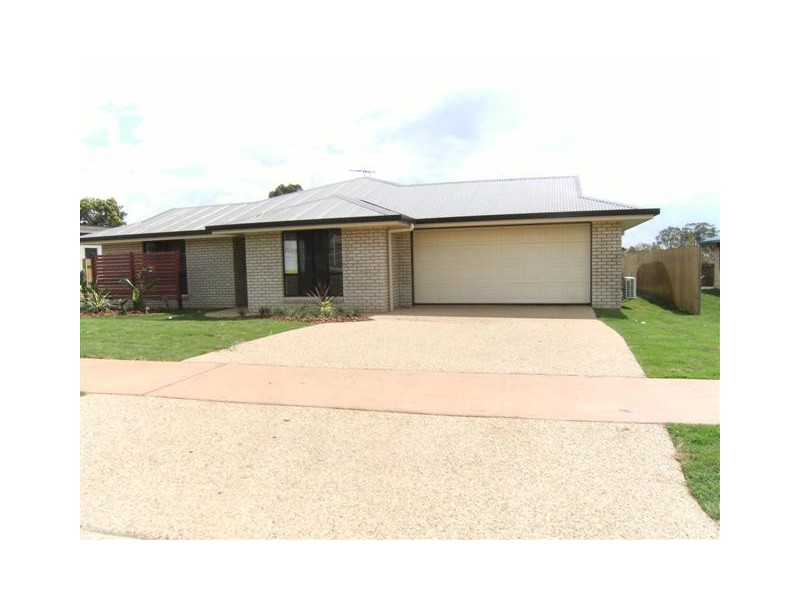 7 John Oxley Drive, Gracemere QLD 4702