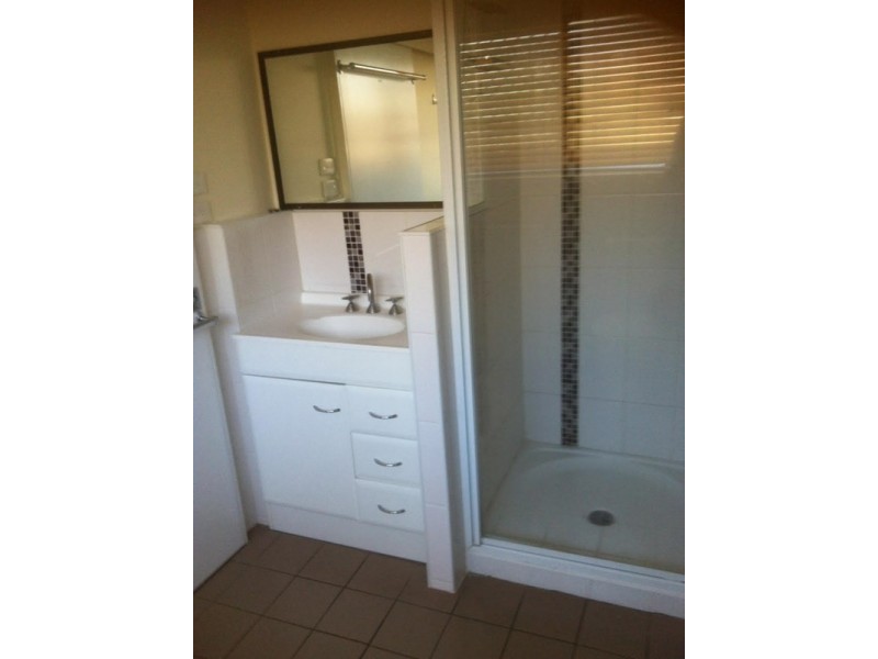 295 Hook Street, Berserker QLD 4701