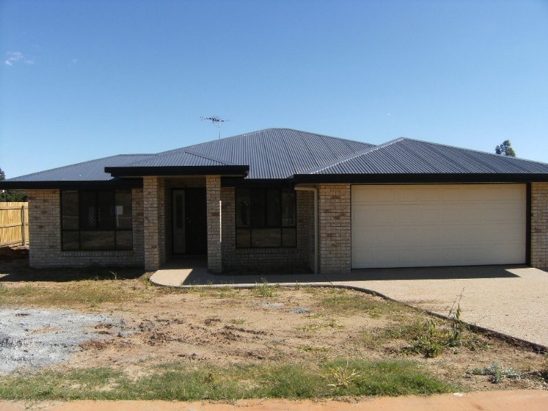 7 John Oxley Drive, Gracemere QLD 4702
