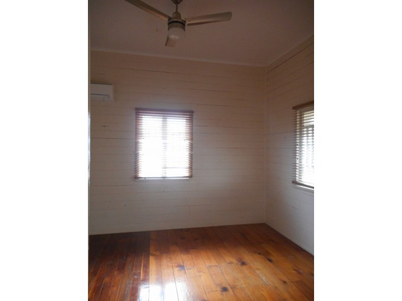 242 West Street, Allenstown QLD 4700