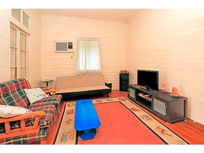 34 Caroline Street, Allenstown QLD 4700