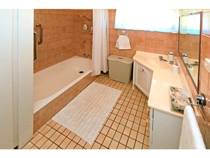 88 Menzies Street, Park Avenue QLD 4701