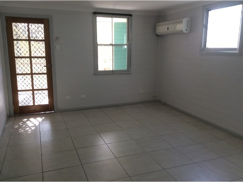 2/18 Baden Powell Street, Wandal QLD 4700