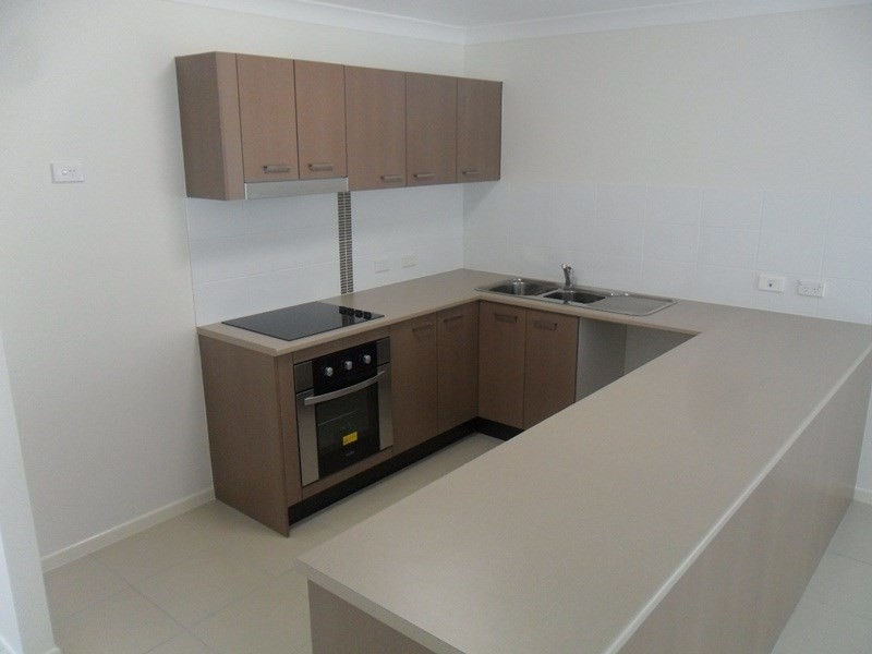 10/77a Edington Street, Berserker QLD 4701