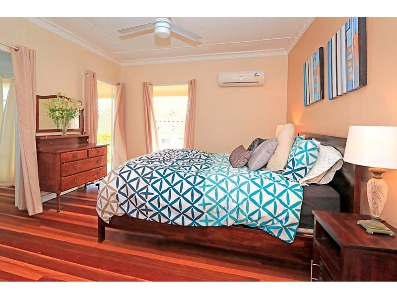 24 Nathan Street, The Range QLD 4700