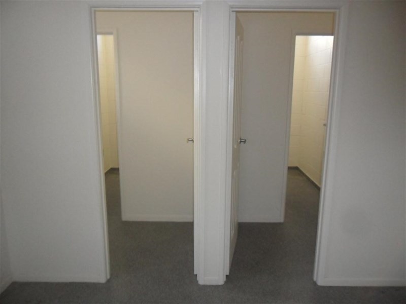 359 Yaamba Road, Park Avenue QLD 4701