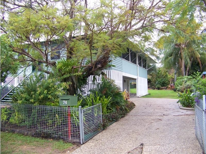 74 Albert Street, The Range QLD 4700