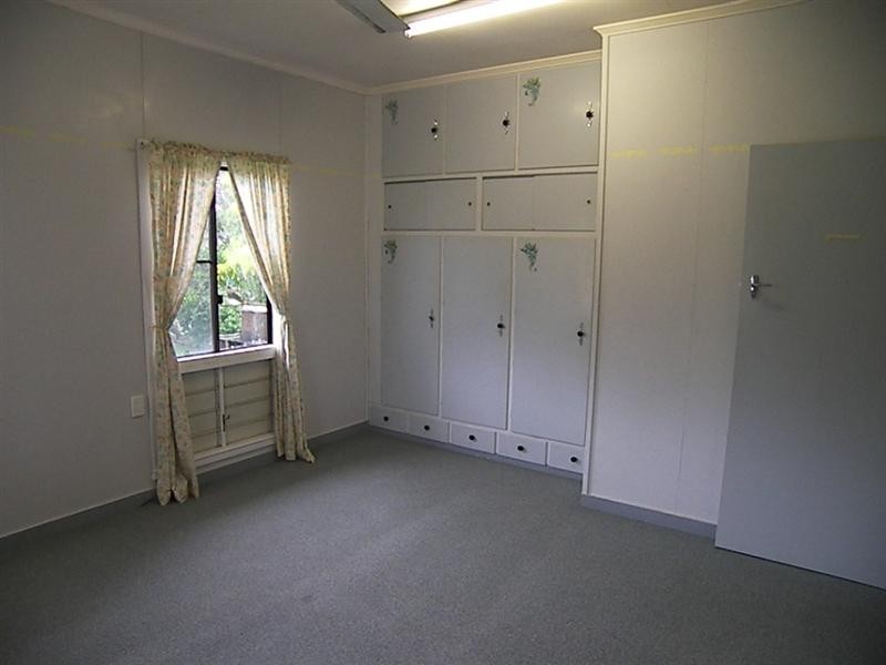 252 Elphinstone Street, Koongal QLD 4701