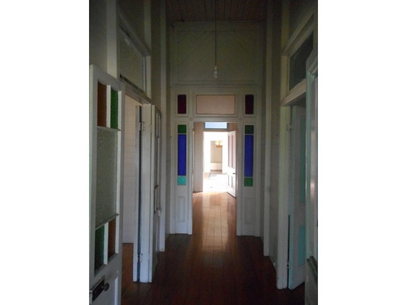 102 Denison Street, Rockhampton City QLD 4700