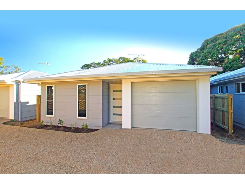 2/15 Card Street, Berserker QLD 4701